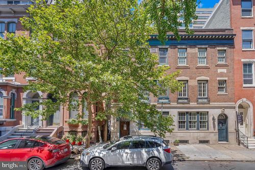 1833 Spruce St, PHILADELPHIA, PA, 19103-5803 | Card Image