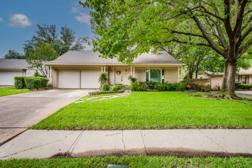 1010 Gloucester St N, Irving, TX, 75062-7506 | Card Image