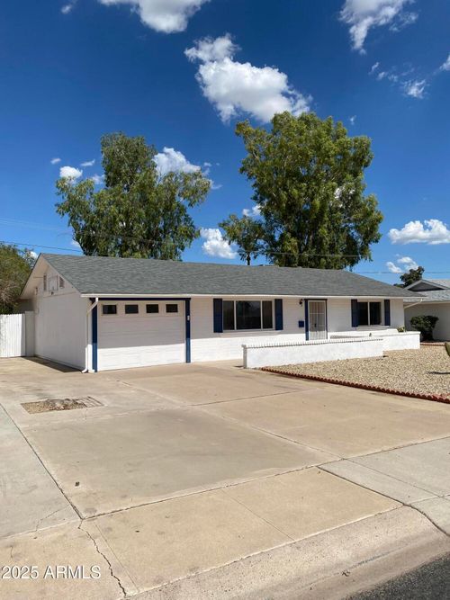 12829 N Augusta Dr, Sun City, AZ, 85351-3359 | Card Image