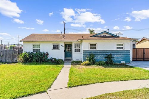 2000 Baja Ave, La Habra, CA, 90631-5801 | Card Image
