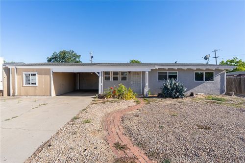 214 Santa Cruz Ave, Paso Robles, CA, 93446-3519 | Card Image