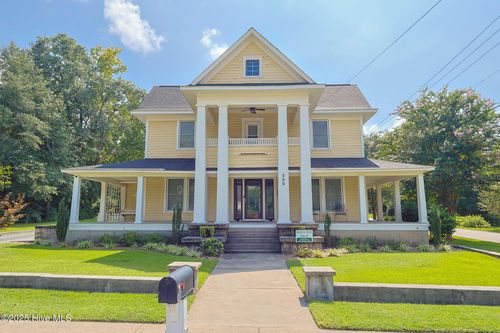 300 E Main St, Aberdeen, NC, 28315-2722 | Card Image