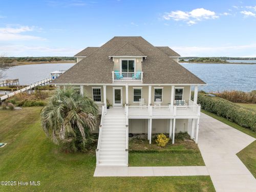 3 Osprey Cir, N Topsail Beach, NC, 28460-9485 | Card Image