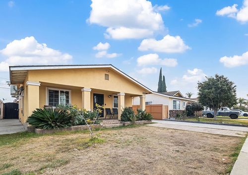 6220 Alamo Ave, Bell, CA, 90201-1402 | Card Image