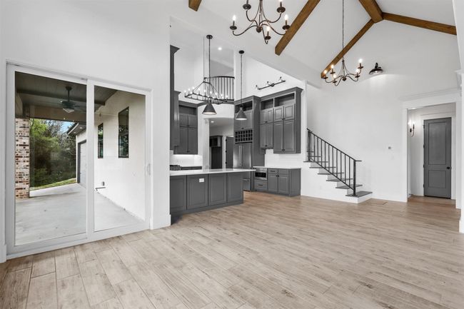 Dining Room / Kitchen | Image 12
