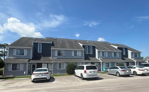 13p-3700 Golf Colony Ln, Little River, SC, 29566-6119 | Card Image