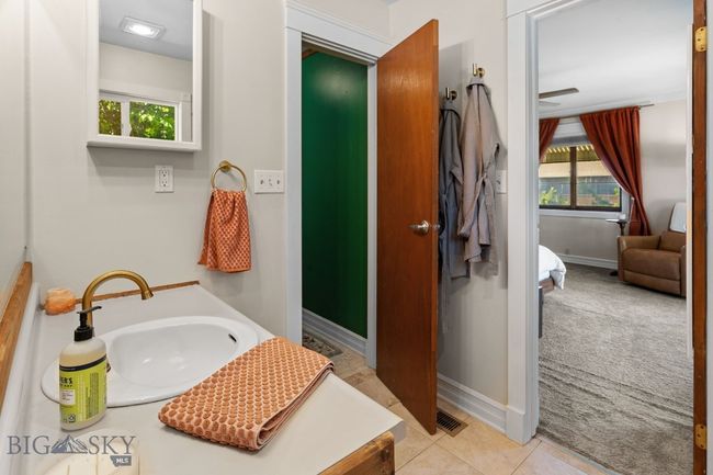 220 S 4 Th St, House other with 3 bedrooms, 2 bathrooms and null parking in Manhattan MT | Image 44