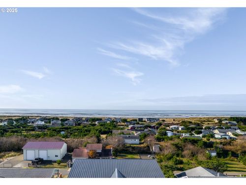 34901 J Pl, Ocean Park, WA, 98640-5876 | Card Image