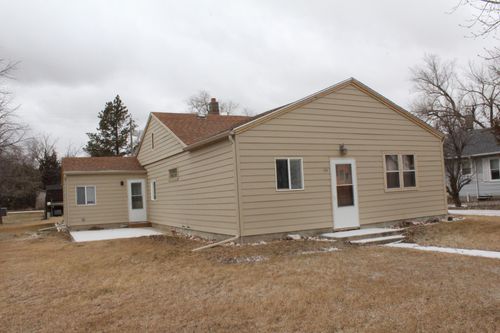 106 S Girard Ave, Newell, SD, 57760-6100 | Card Image