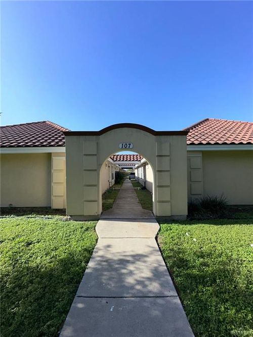 4-107 S Ridge Ln, San Juan, TX, 78589-3696 | Card Image
