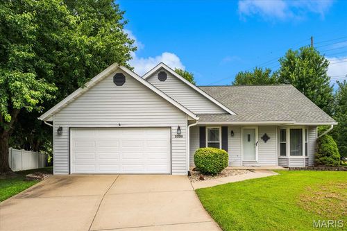 3220 Eastridge Dr, Shiloh, IL, 62221-3272 | Card Image