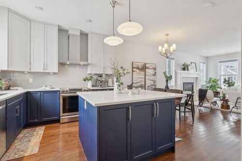 480 River Heights Green, Cochrane, AB, T4C0S1 | Card Image