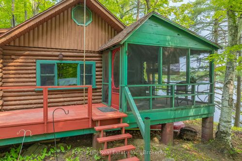 1067 Black Lake Rd W, Torrance, ON, P0C1M0 | Card Image