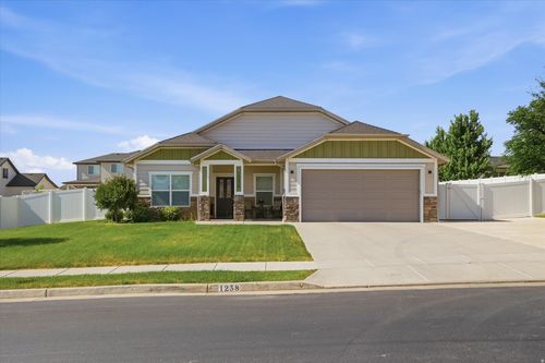 1238 W 3225 S, Perry, UT, 84302-4852 | Card Image