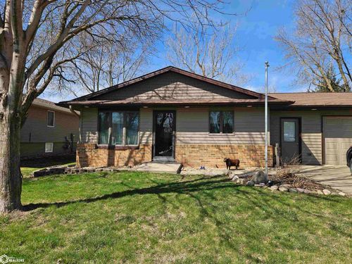 621 Alta Vista Dr, Carroll, IA, 51401-1801 | Card Image