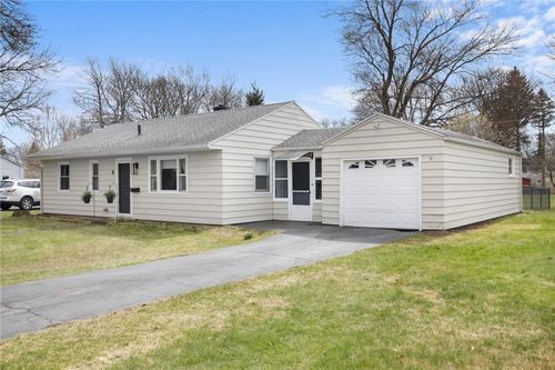 6 Fairchild Rd, Gates, NY, 14606-5822 | Card Image