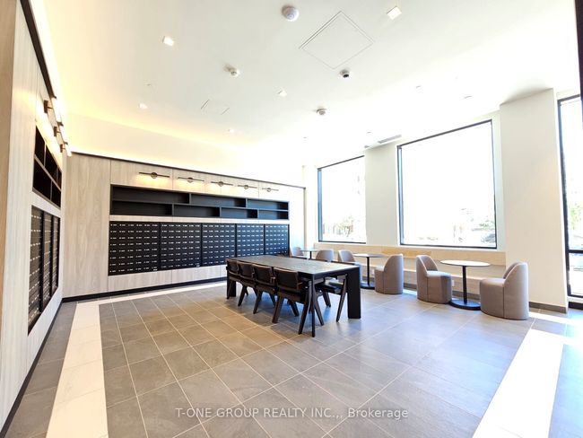 1204 - 1 Jarvis St, Condo with 2 bedrooms, 2 bathrooms and null parking in Hamilton ON | Image 22