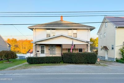 918/920 Yellow Springs Drive, Home with 6 bedrooms, 2 bathrooms and null parking in Williamsburg PA | Image 2