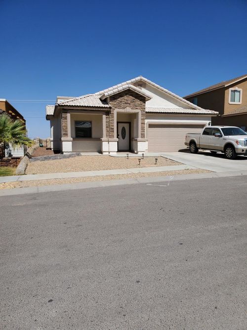 7747 Enchanted Path Dr, El Paso, TX, 79911-7512 | Card Image