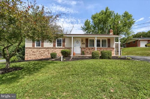 1051 Valley Rd, MARYSVILLE, PA, 17053-9774 | Card Image