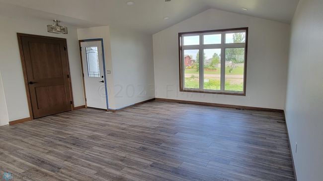 Living Room | Image 10
