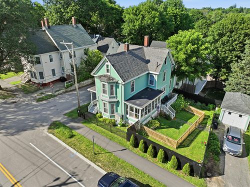 261 Ohio St, Bangor, ME, 04401-4711 | Card Image
