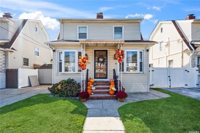 92-52 219th Street, House other with 4 bedrooms, 2 bathrooms and null parking in Queens Village NY | Image 2