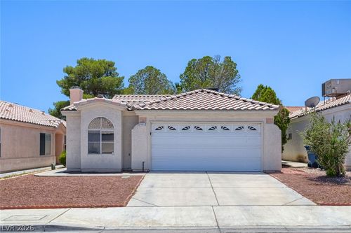 7421 Summer Sun Dr, Las Vegas, NV, 89128-3270 | Card Image