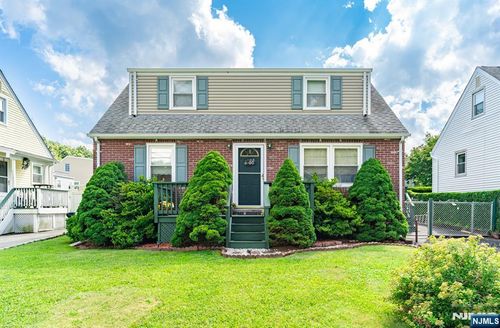 99 Mountain Rd, ROCKAWAY, NJ, 07866-2719 | Card Image