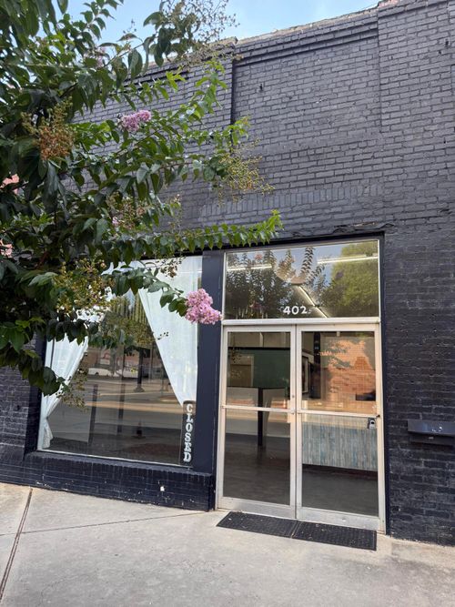 404 Calhoun St, Johnston, SC, 29832-1317 | Card Image