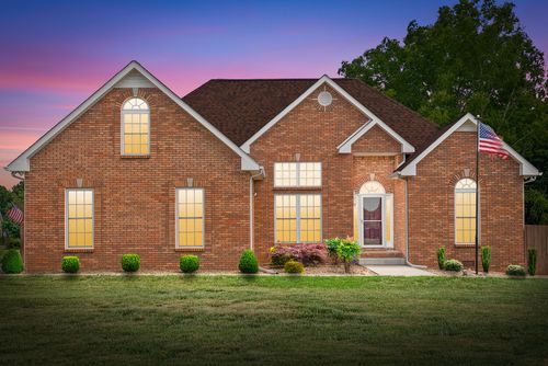 3844 Parade Dr, Clarksville, TN, 37040-5547 | Card Image