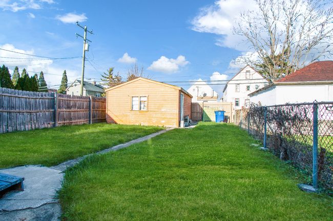 11586 Saint Aubin St, Home with 0 bedrooms, 2 bathrooms and 1 parking in Hamtramck MI | Image 27