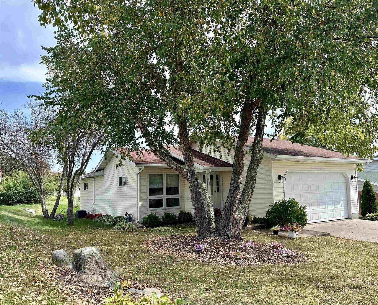 Grand St, Cross Plains, WI 53528