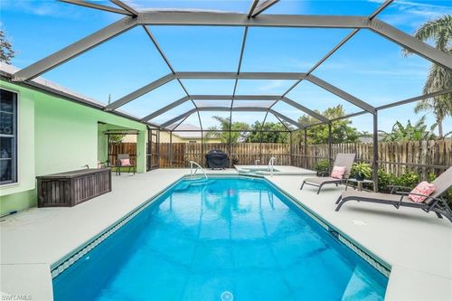 45 Wickliffe Dr, NAPLES, FL, 34110-1357 | Card Image