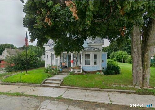 22 Oak St, Killingly, CT, 06239-2832 | Card Image
