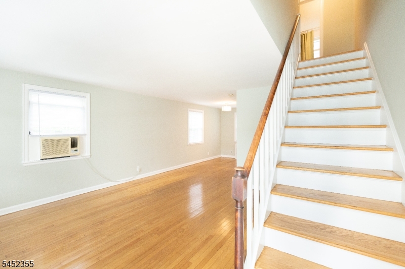 Residential Income in Metuchen Boro 5
