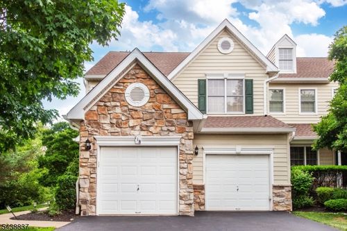 118 Patriot Hill Dr, Basking Ridge, NJ, 07920-4216 | Card Image