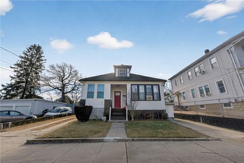 33 Prudence Street, Providence, RI, 02909 | Card Image