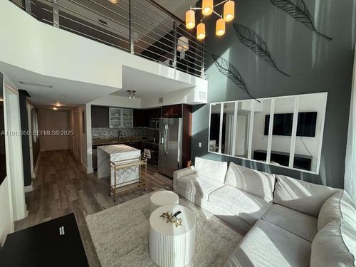 apt-708-41 Se 5th St, Miami, FL, 33131-2537 | Card Image