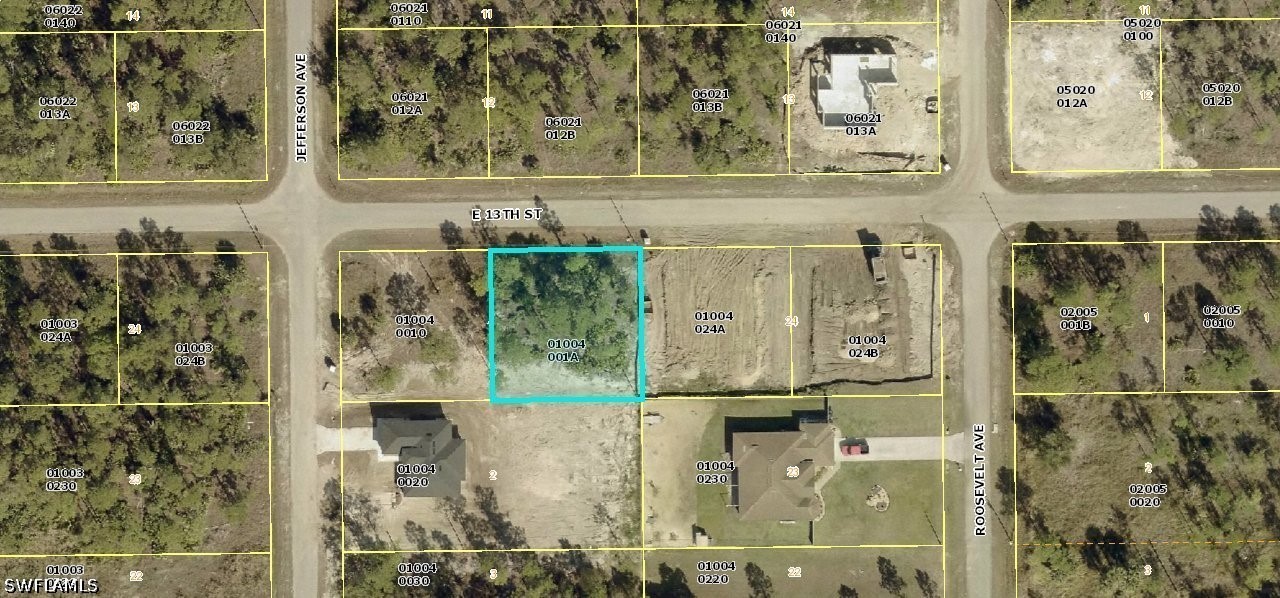Land in Lehigh Acres