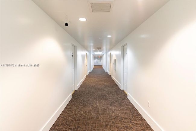 APT-305 - 2280 Sw 32 Nd Ave, Condo with 2 bedrooms, 2 bathrooms and null parking in Miami FL | Image 23