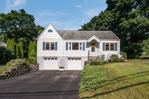109 Upper State St, North Haven, CT, 06473-1281 | Card Image