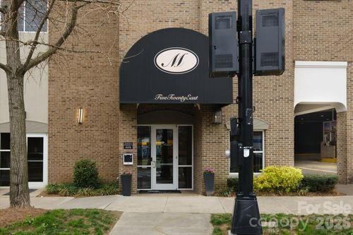 unit-1104-520 E Martin Luther King Blvd, Charlotte, NC, 28202-2842 | Card Image