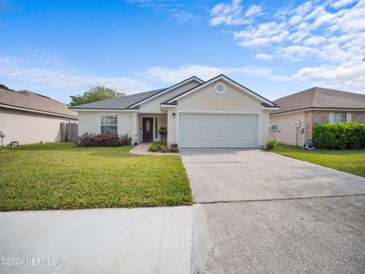 9567 Stratham Court, House other with 4 bedrooms, 2 bathrooms and null parking in Jacksonville FL | Image 2