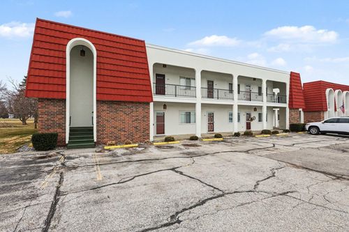 945 Kennely Rd, Saginaw, MI, 48609-6780 | Card Image