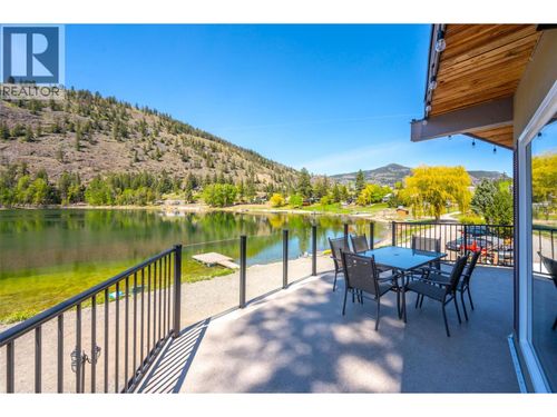 200 Twin Lakes Rd, Kaleden, BC, V0H1K0 | Card Image