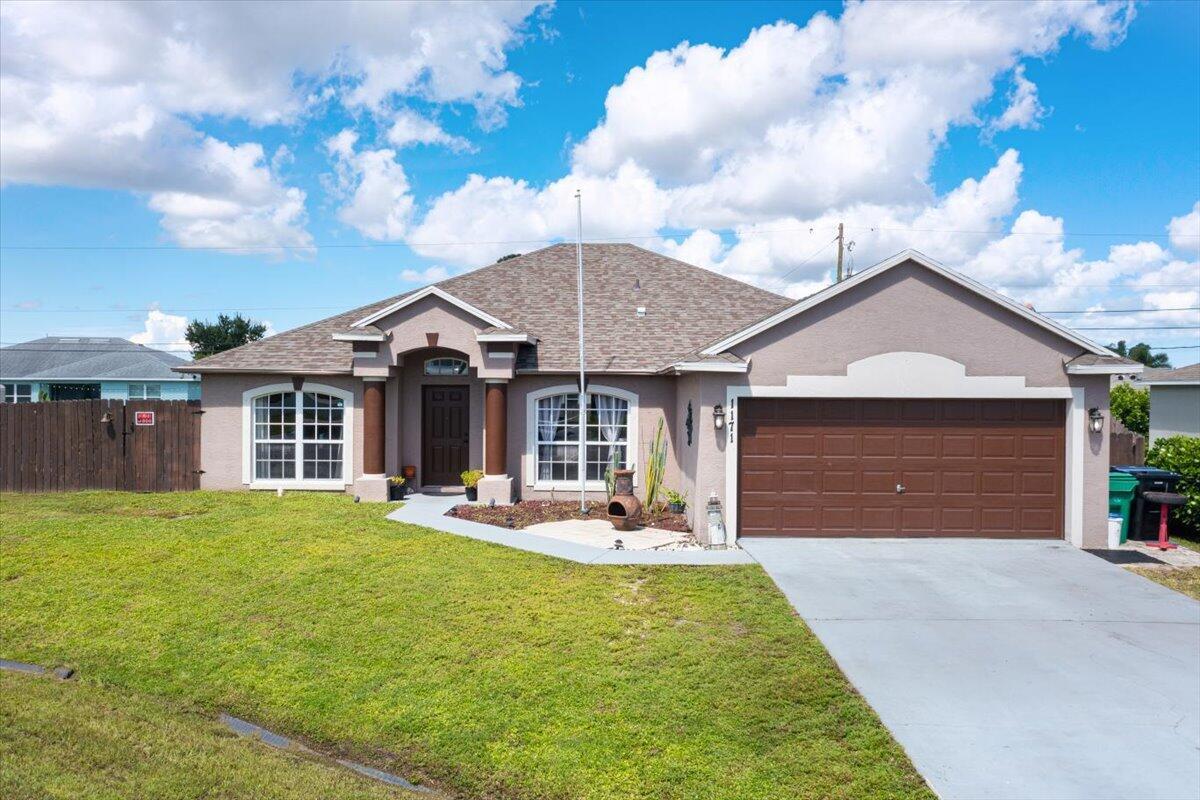 Arc Ct, Port Saint Lucie, FL 34953
