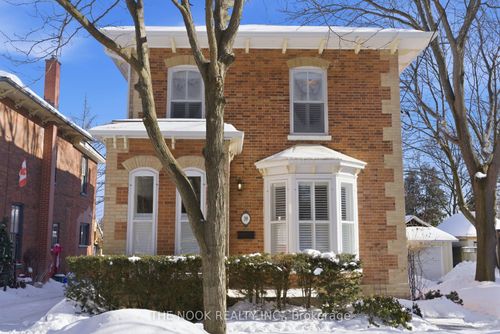 39 Centre St, Bowmanville, ON, L1C2Y2 | Card Image