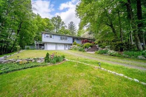 317 Ski Run Rd, Bloomingburg, NY, 12721-5330 | Card Image