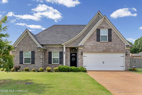 1002 Blue Bird Cove, Senatobia, MS, 38668 | Card Image